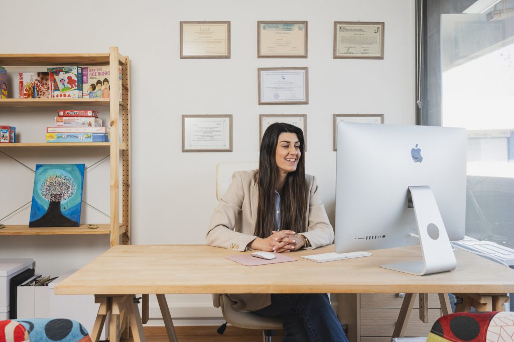 Γεωργία Μπίνιου Ψυχολόγος Ψυχοθεραπεύτρια